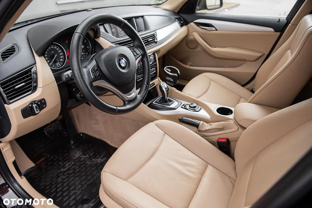 BMW X1 xDrive20d Sport Line - 15