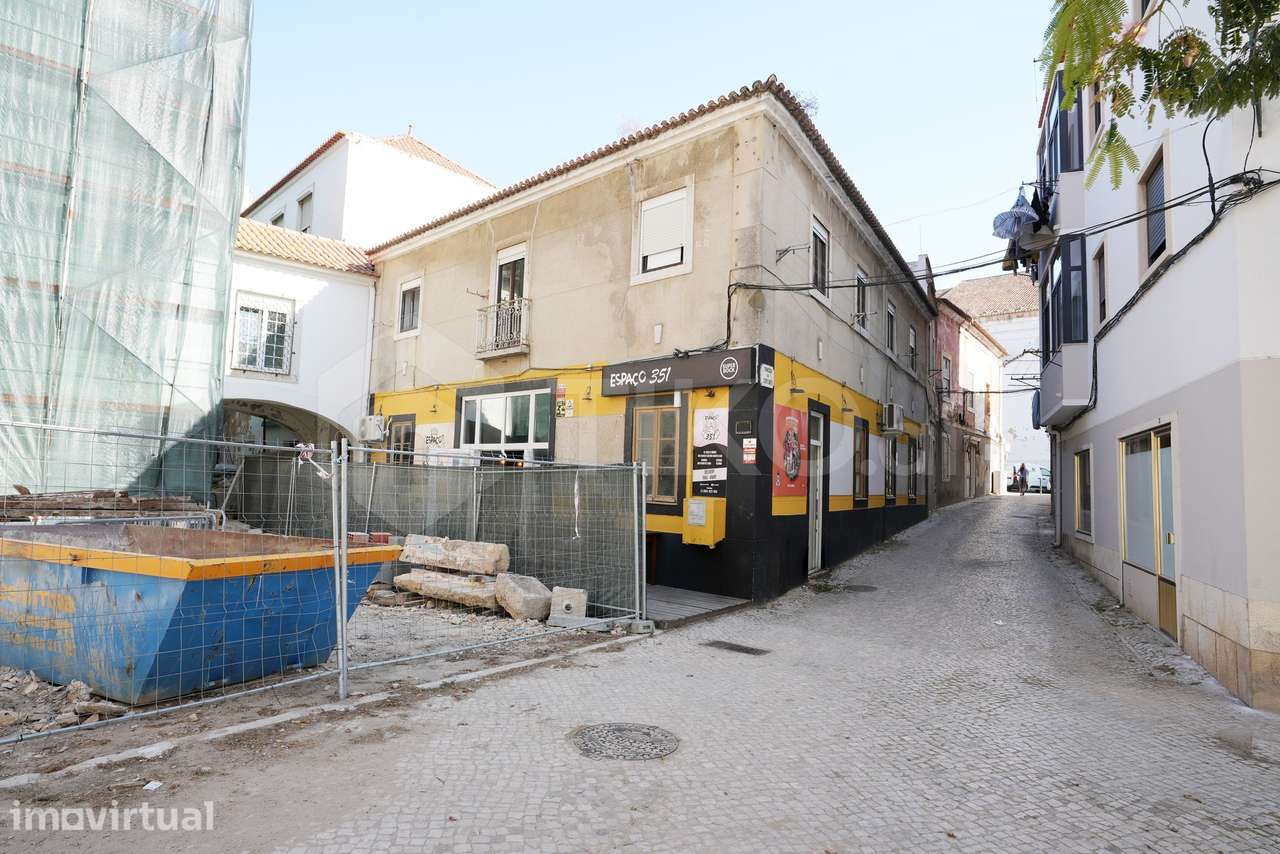 Apartamento T6+ em S. Julião, N. S. da Anunciada e S. Maria da Graça, €315.000