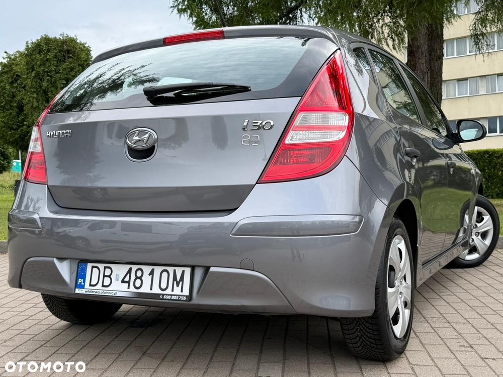 Hyundai i30 1.4 FIFA WM Edition - 16
