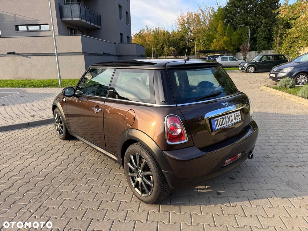 MINI Cooper Standard - 3