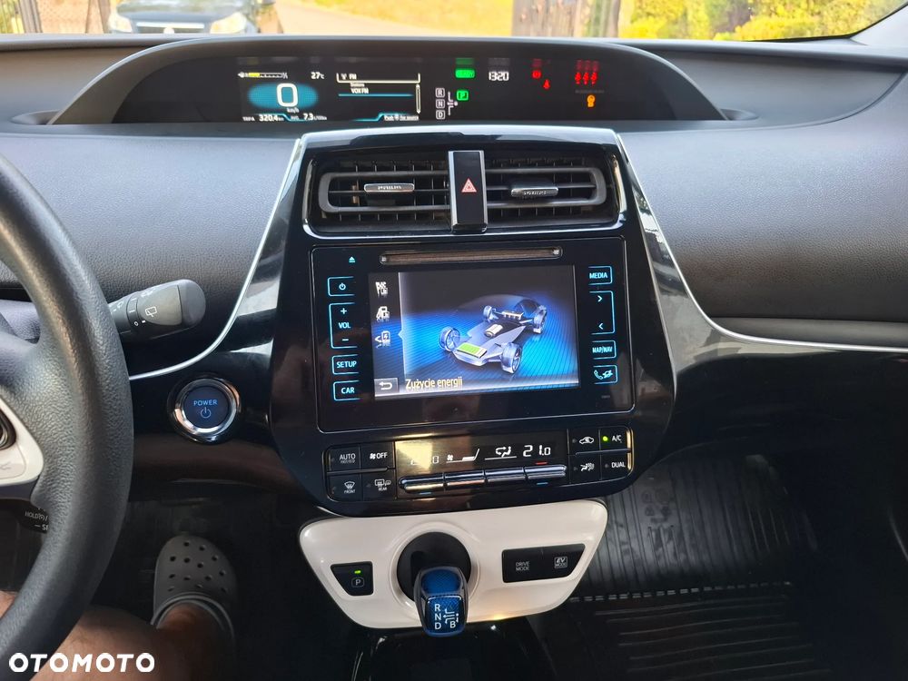 Toyota Prius Hybrid Comfort - 22