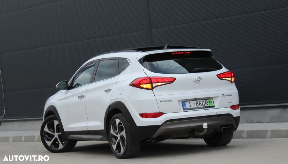 Hyundai Tucson 2.0 CRDI 4WD Automatik Premium - 8