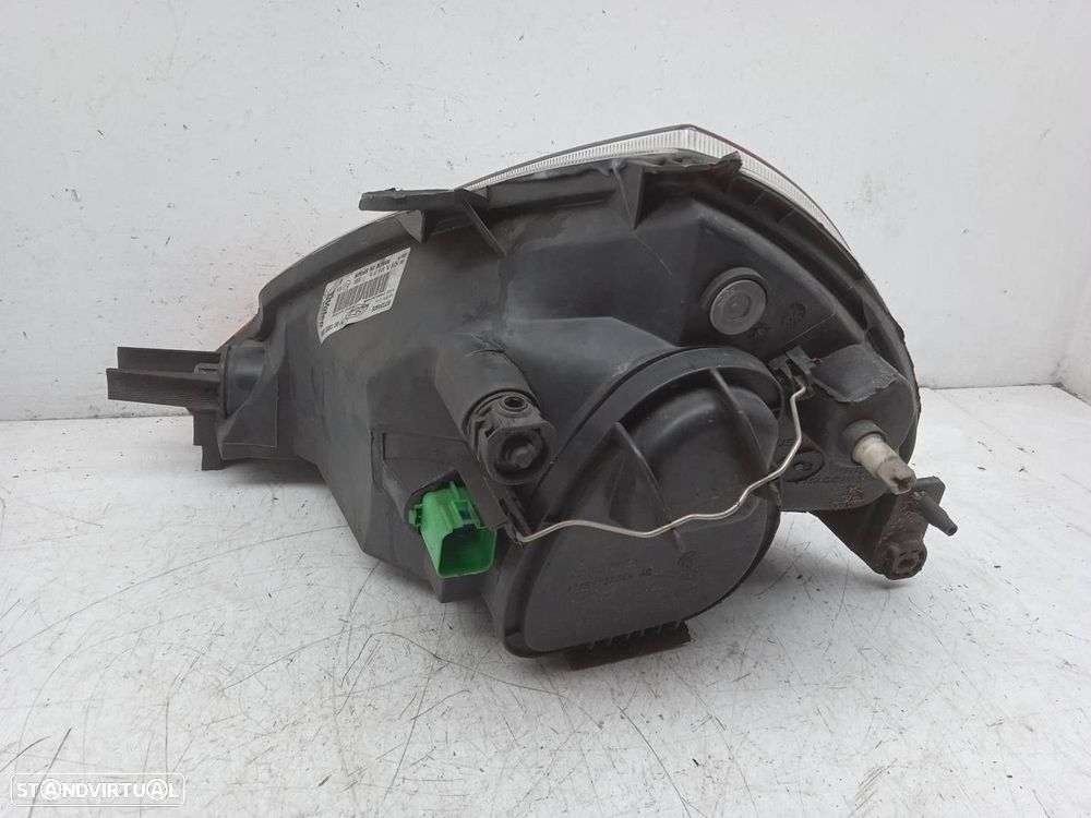 FAROL DIREITO FORD KA 2005 - 1