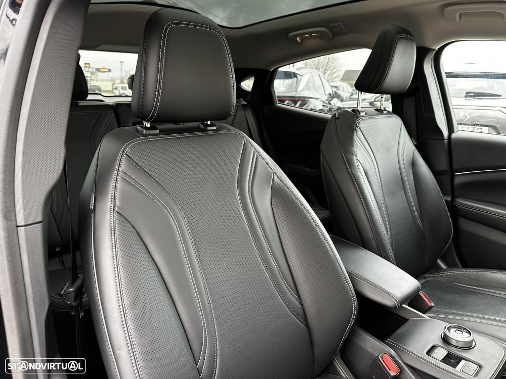 Ford Mustang Mach-E Standard - 39