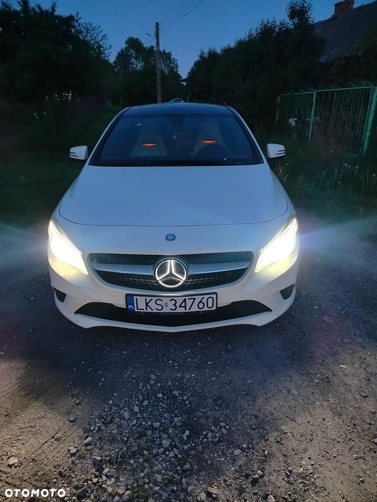 Mercedes-Benz CLA 250 4Matic 7G-DCT Sport - 3