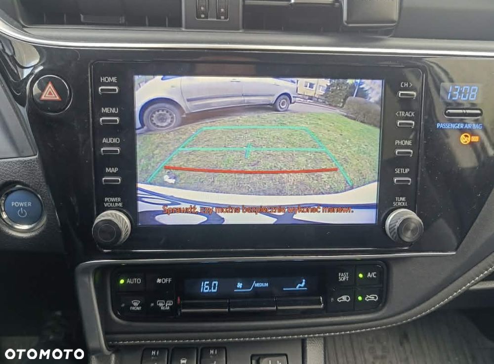 Toyota Auris Hybrid 135 Premium - 19