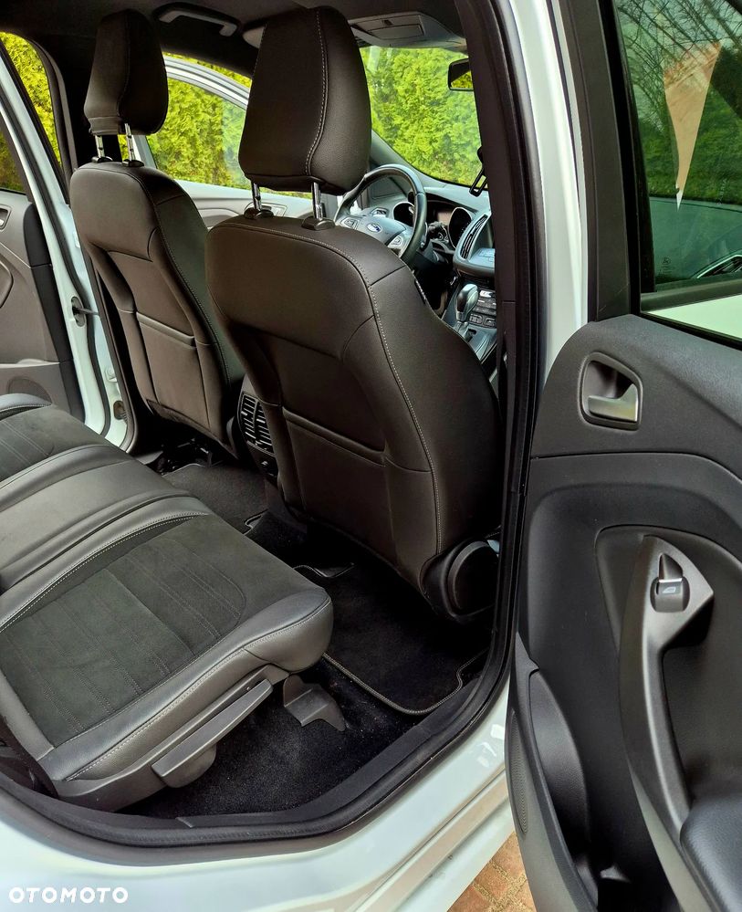 Ford Kuga 1.5 EcoBoost 4x4 ST-Line - 13