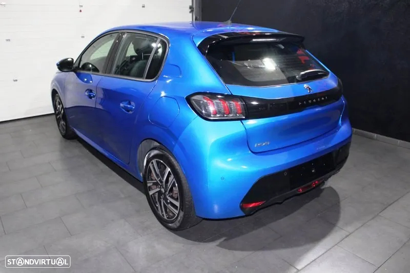 Peugeot 208 - 7