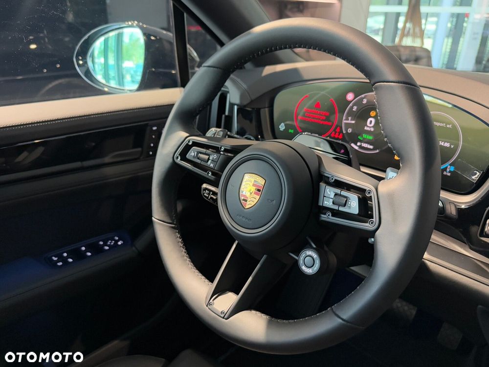 Porsche Cayenne - 27