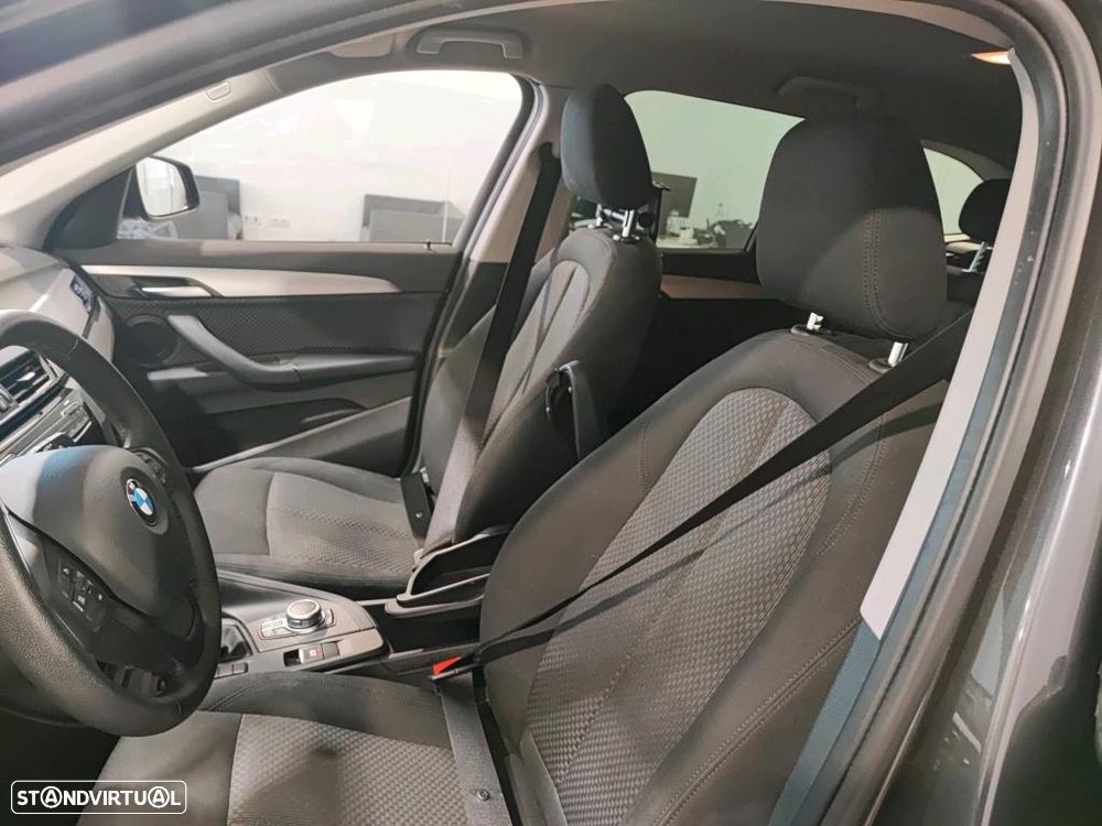 BMW X1 16 d sDrive Pack Essence Auto - 5