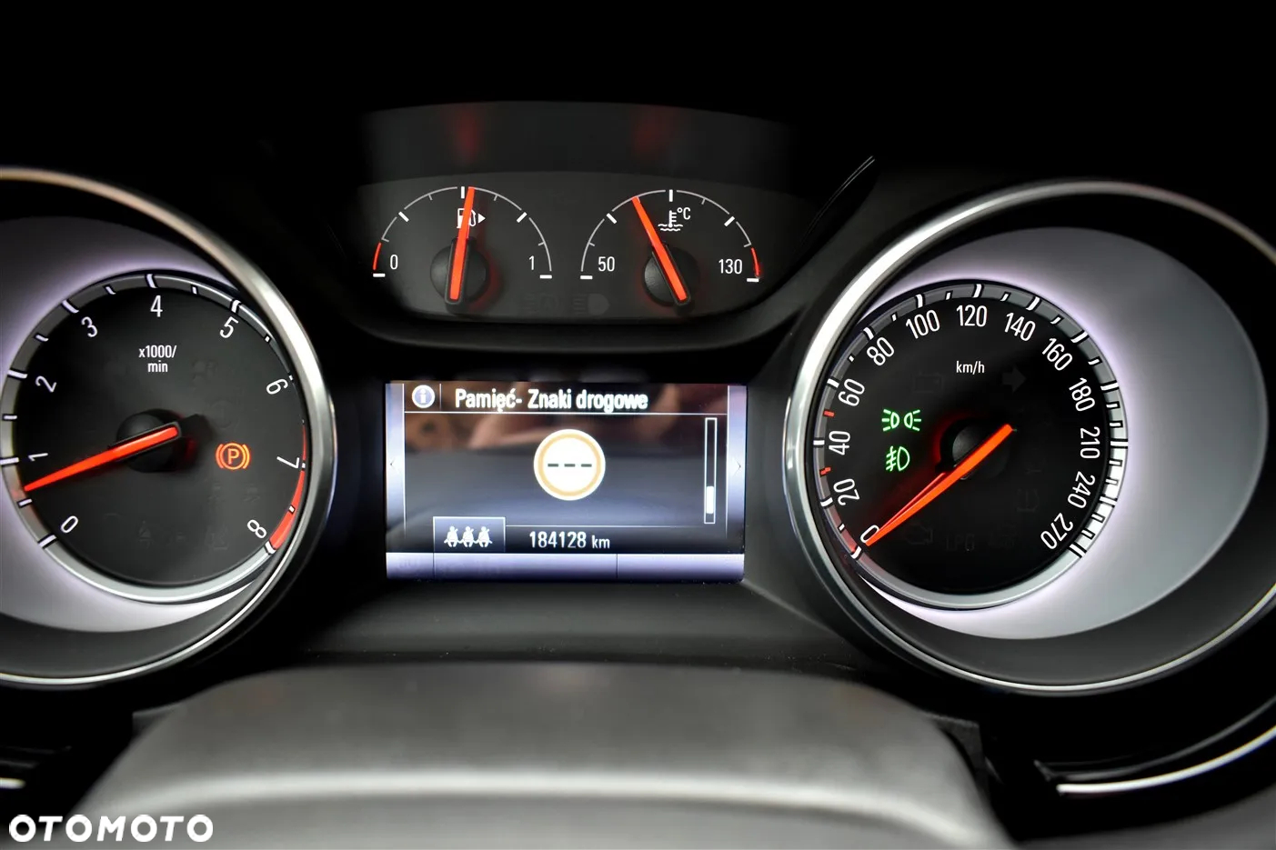 Opel Astra 1.4 Turbo Start/Stop Innovation - 36