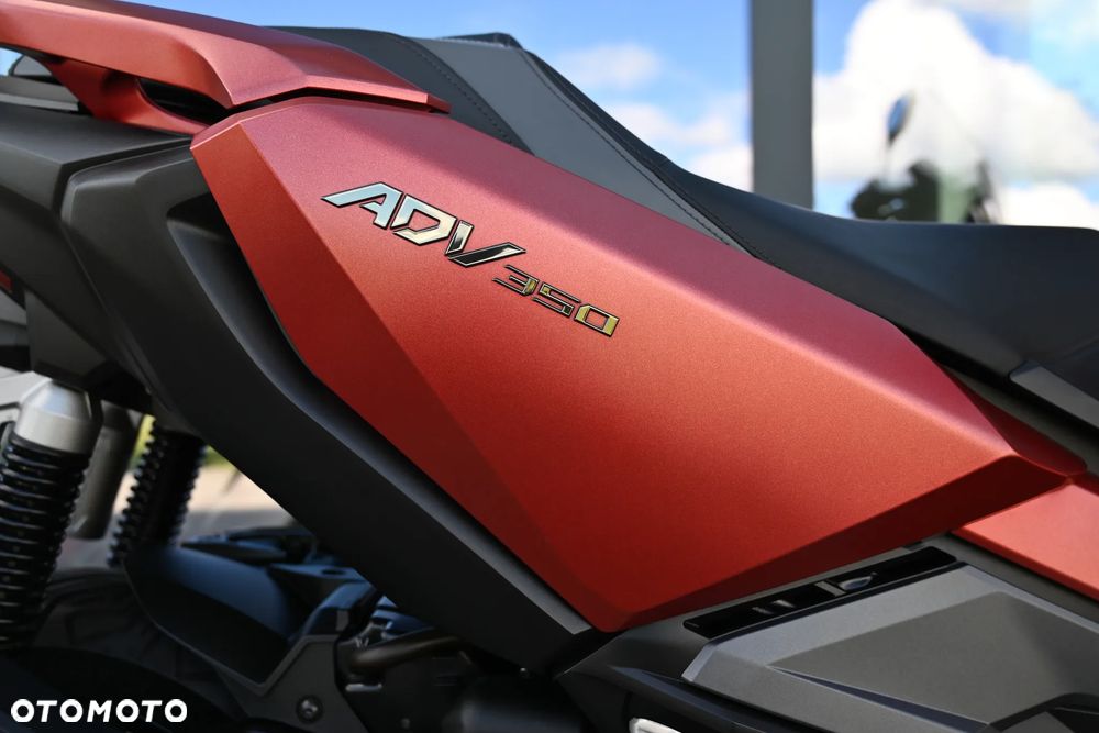 Honda ADV350 - 35