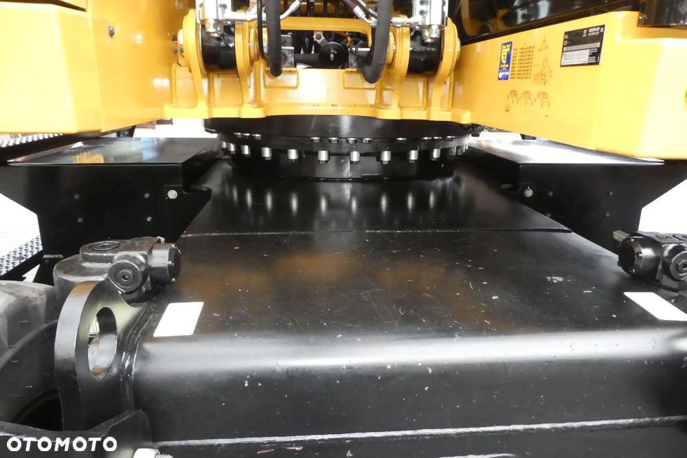 Caterpillar M 318F - 13