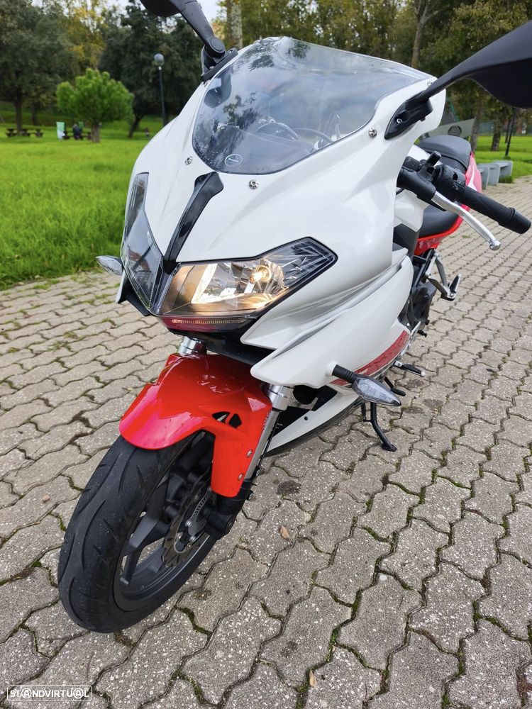 Benelli 302 R Abs - 12