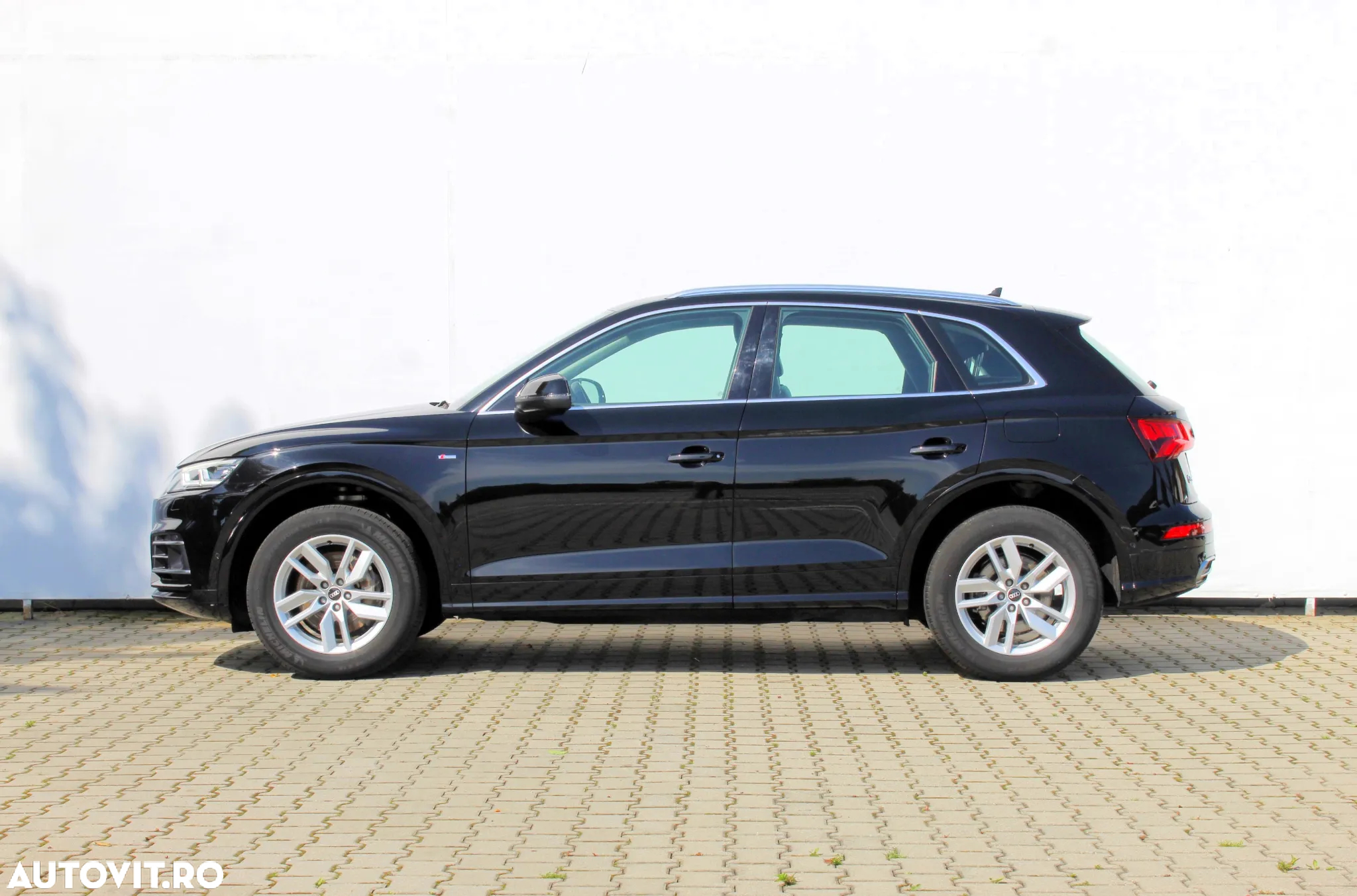 Audi Q5 50 TFSI e quattro S tronic sport - 2