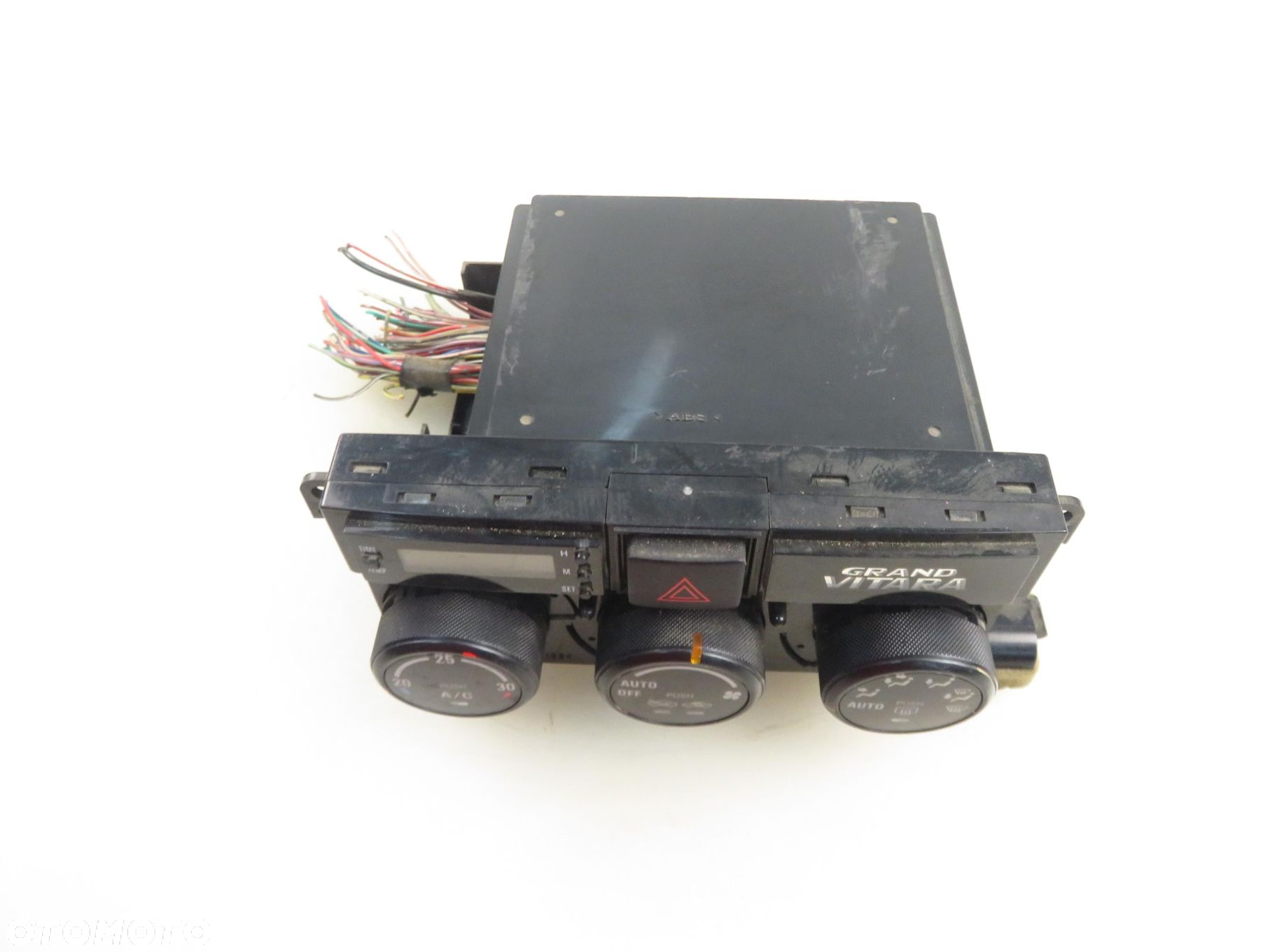 PANEL NAWIEWU Z AC SUZUKI GRAND VITARA I (FT, HT) 9561054J02 - 2