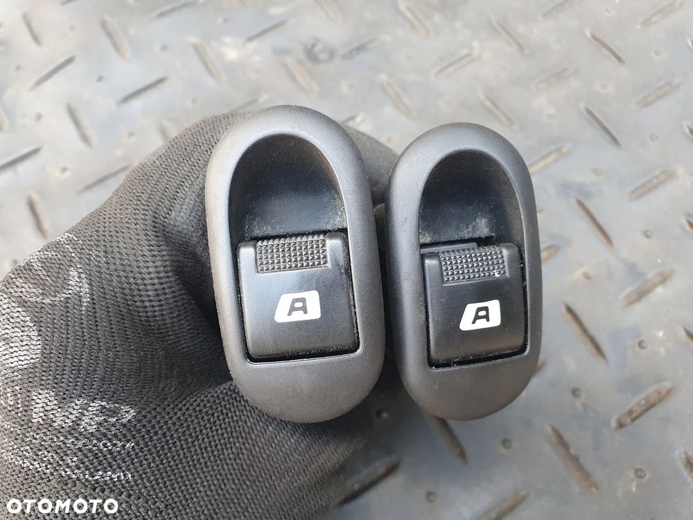 PANEL STEROWANIA SZYB KOMPLET PRAWY LEWY 96401469XT CITROEN C3 C 3 - 1