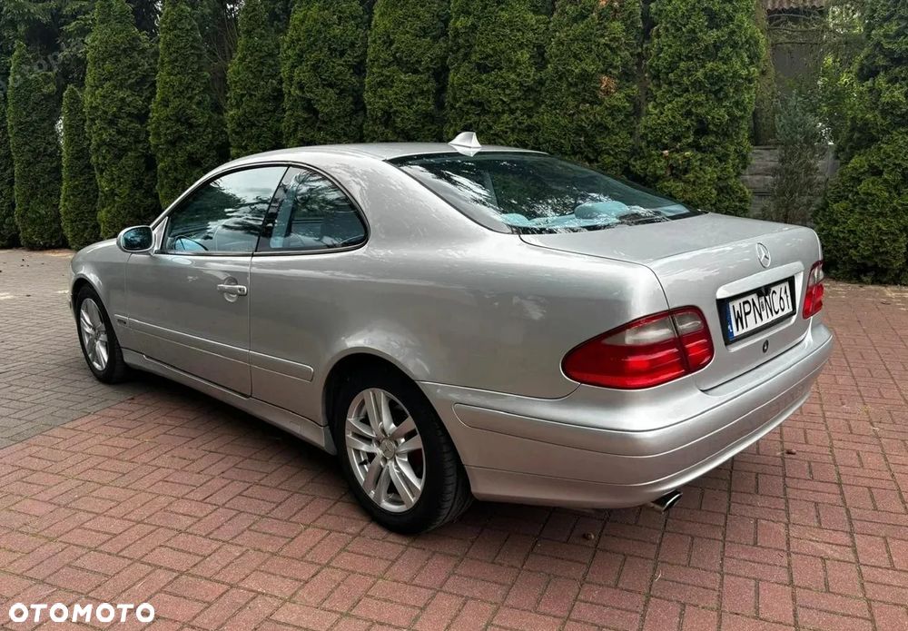 Mercedes-Benz CLK - 7