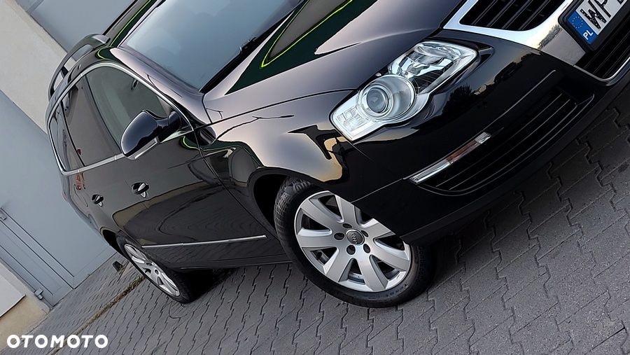 Volkswagen Passat 2.0 TDI Comfortline - 23