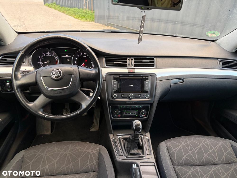 Skoda Superb 1.4 TSI Elegance - 27