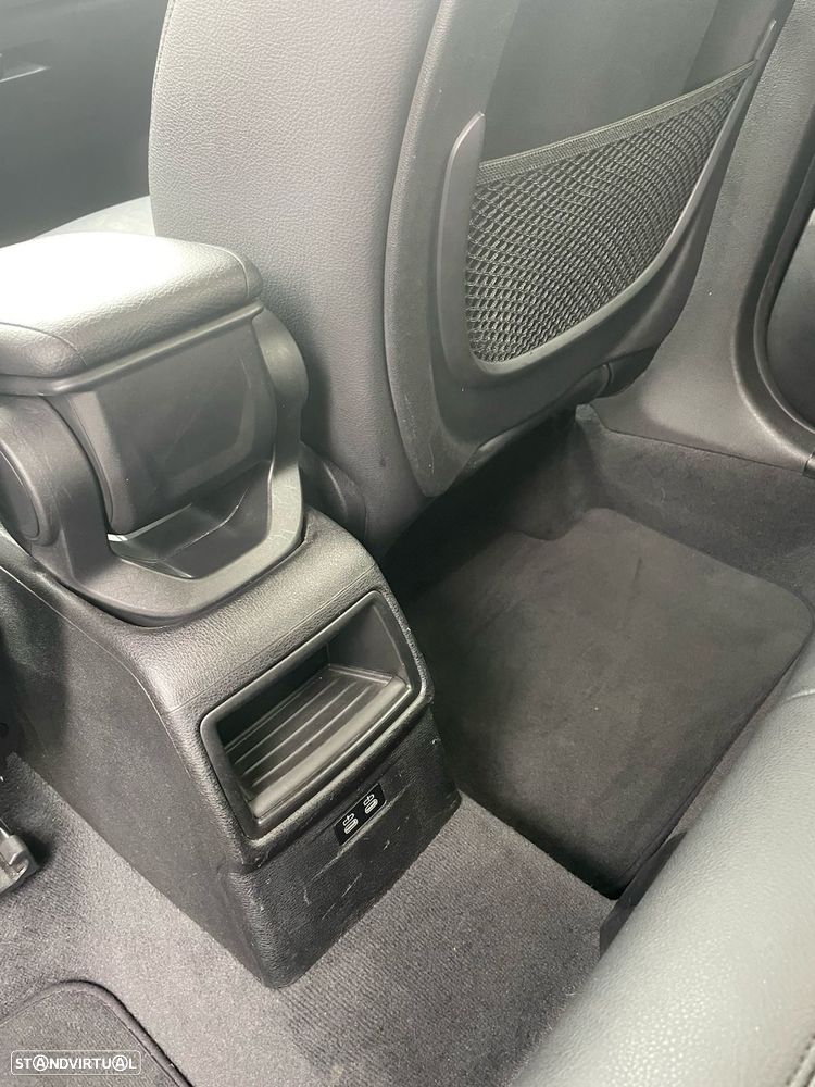 BMW X1 16 d sDrive Auto Advantage - 13