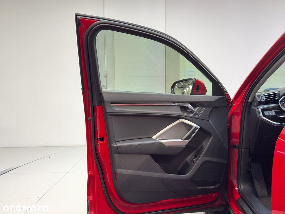 Audi Q3 Sportback - 17