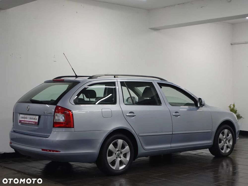 Skoda Octavia 1.4 TSI Ambiente - 8