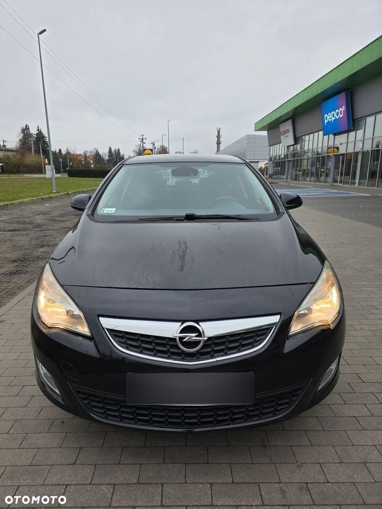 Opel Astra 1.7 CDTI DPF Cosmo - 2