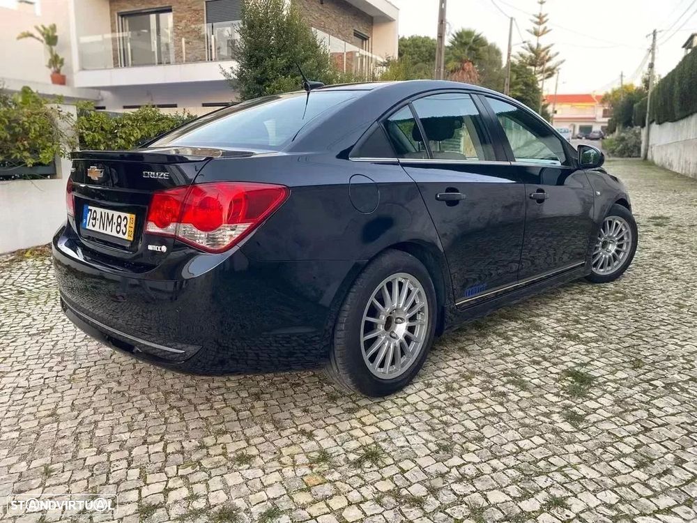 Chevrolet Cruze 2.0 VCDi LT - 4