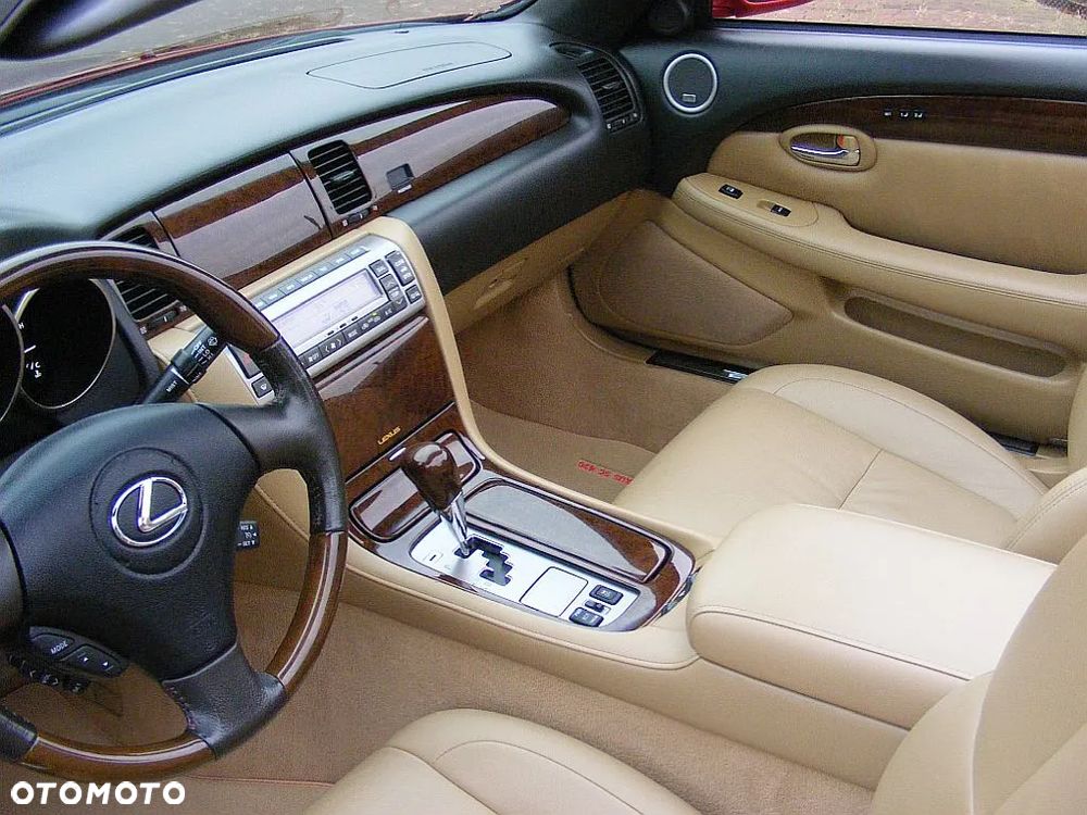 Lexus SC 430 - 14