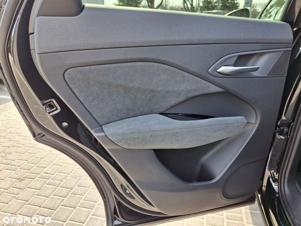 Audi Q3 Sportback - 15