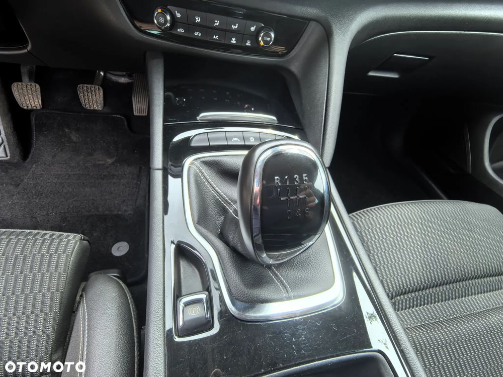 Opel Insignia 1.5 T Elite S&S - 27