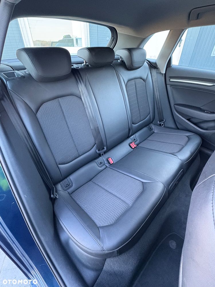 Audi A3 Sportback - 11