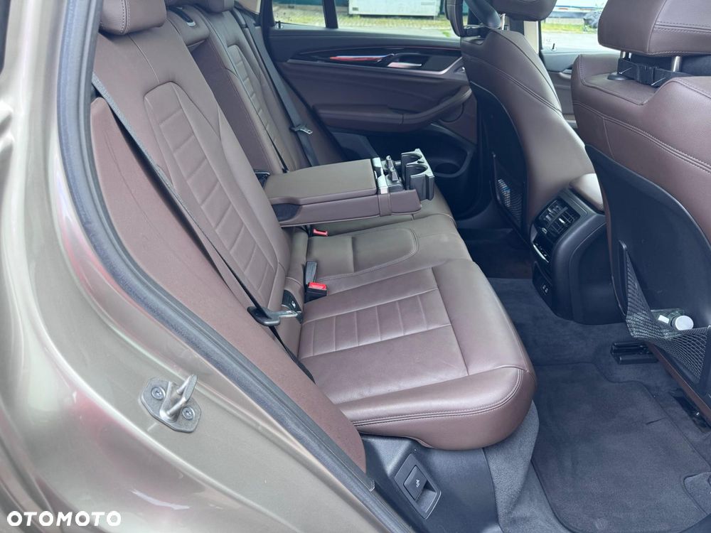 BMW iX3 Standard - 14