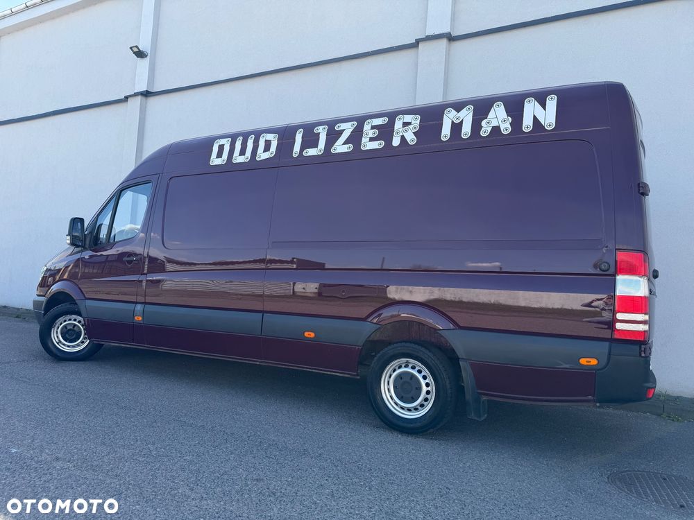 Mercedes-Benz Sprinter 319 - 17