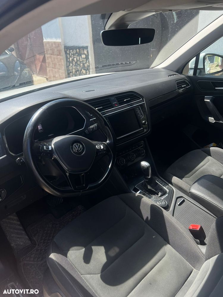 Volkswagen Tiguan 2.0 TDI DPF DSG 4Mot Comfortline - 3