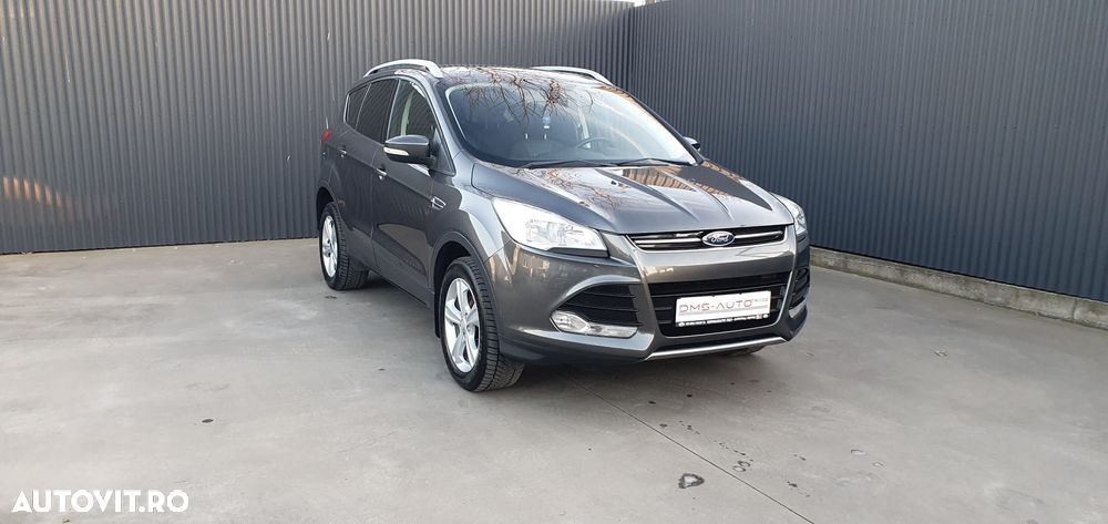 Ford Kuga 1.5 EcoBoost 2x4 Business Edition - 1