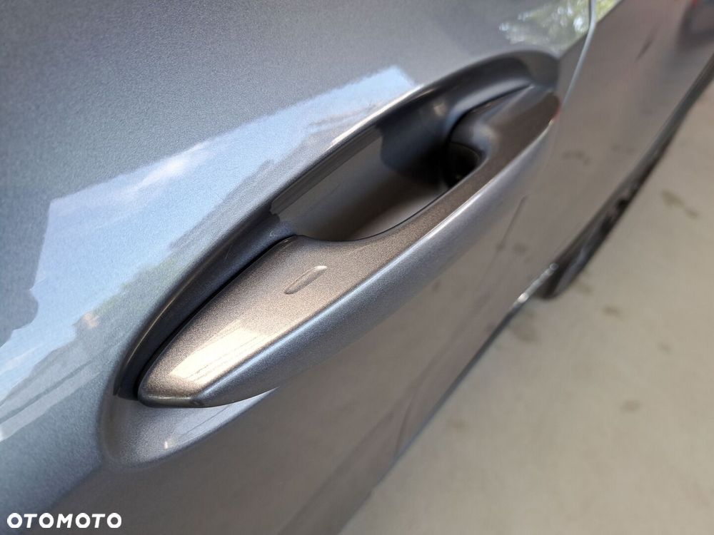 Lexus UX - 38
