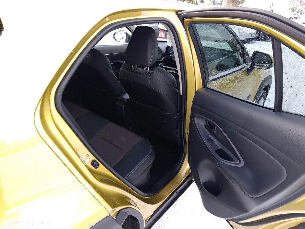 Toyota Yaris Cross - 15