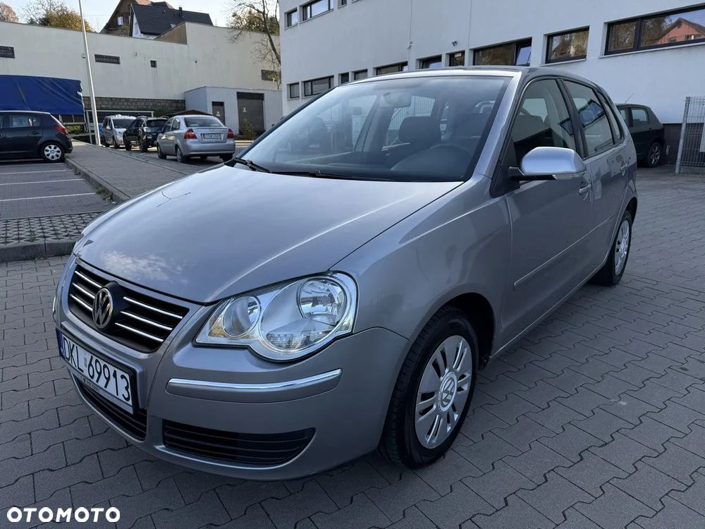 Volkswagen Polo 1.4 16V Comfortline - 4