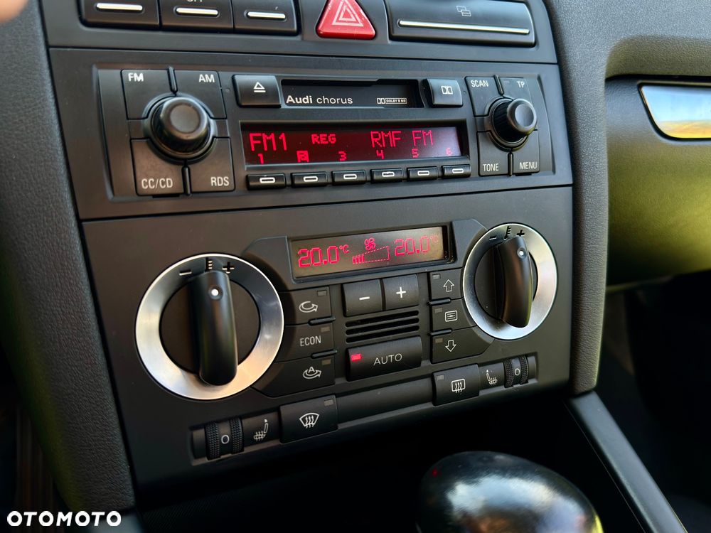 Audi A3 3-drzwiowe 2.0 TDI Ambition DSG - 28