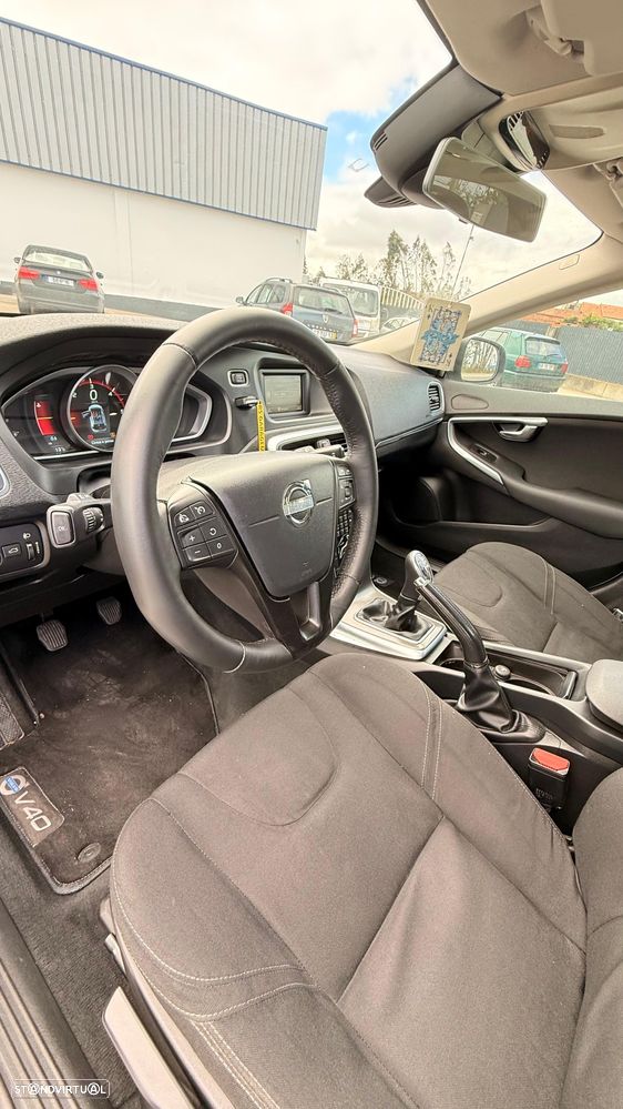 Volvo V40 1.6 D2 Eco Momentum - 14