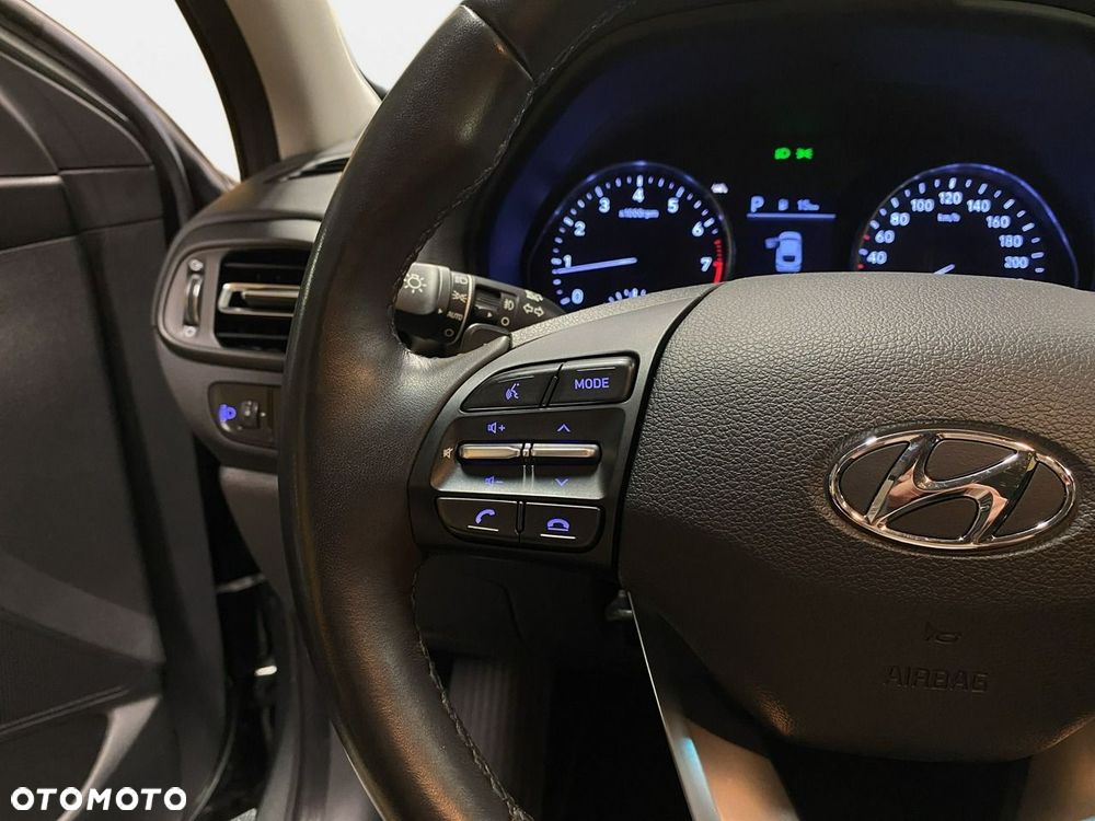 Hyundai i30 - 22