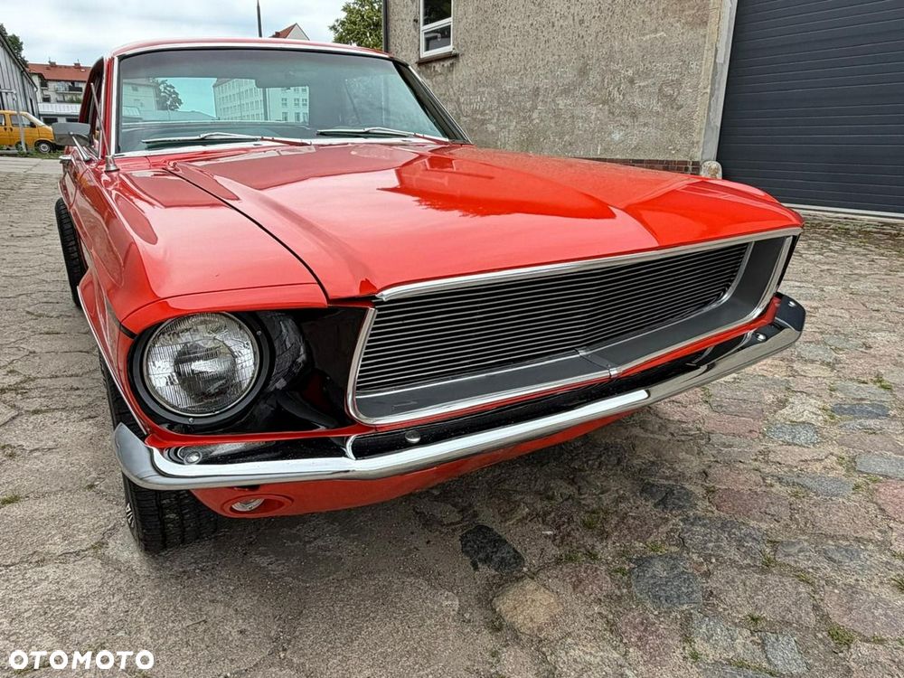 Ford Mustang - 19