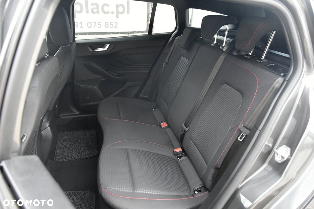 Ford Focus 1.5 EcoBlue STart-Stopp-System ST-LINE - 11