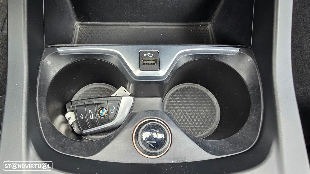 BMW 116 d Line Sport Auto - 41