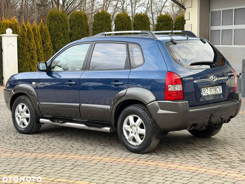 Hyundai Tucson 2.0 CRDi 4WD Champion - 11