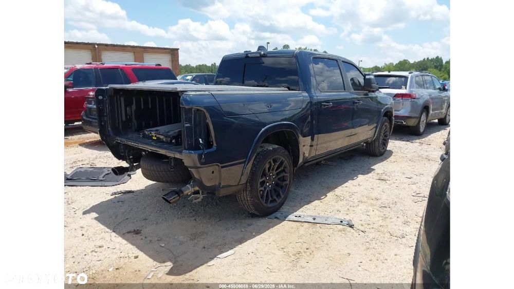 RAM 1500 - 4