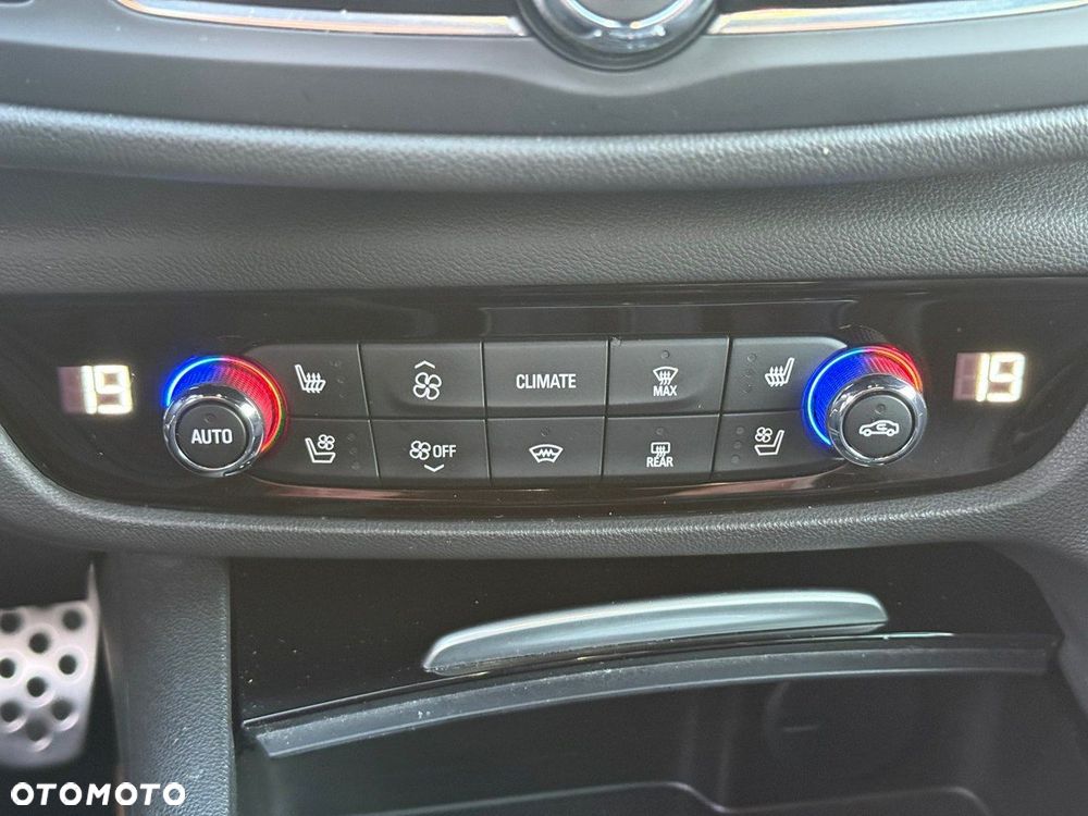 Opel Insignia 2.0 CDTI GS Line + S&S - 28