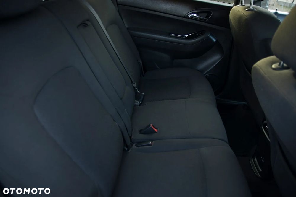 Chevrolet Orlando - 19